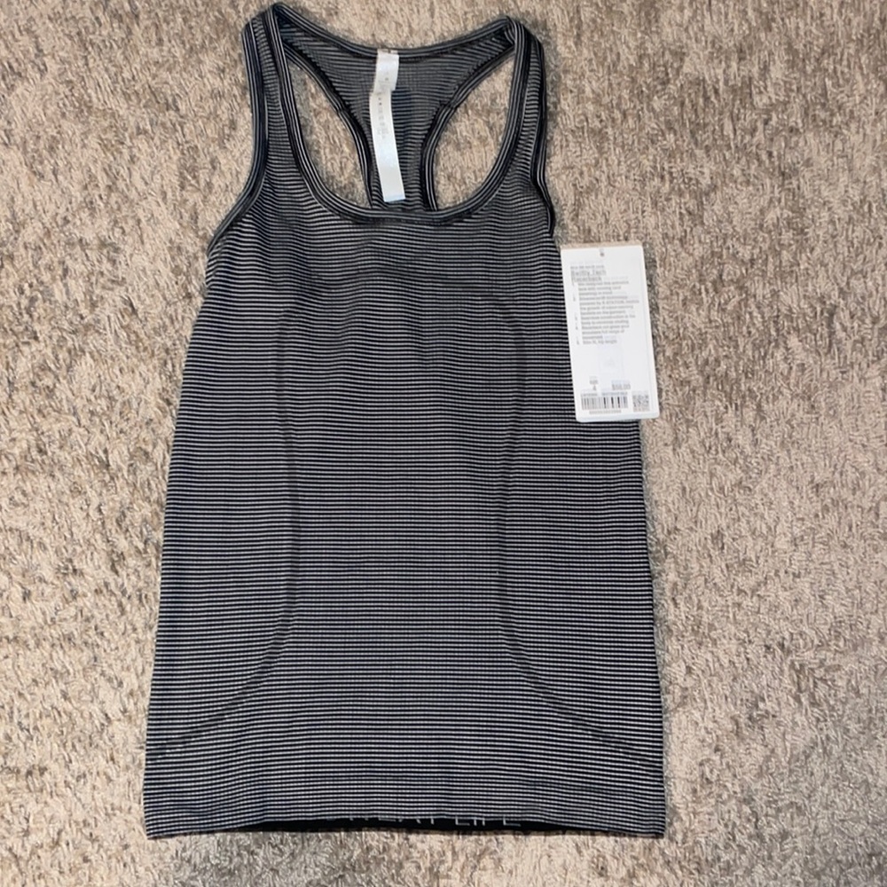 Lululemon razorback tank